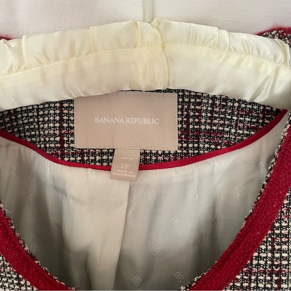 Banana Republic Red Tweed Cropped Blazer - Picture 5 of 16